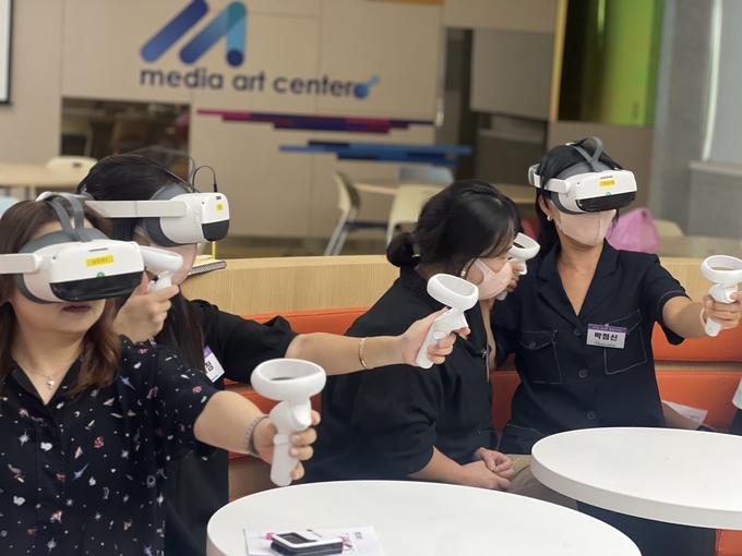 VR을 활용한 경복대 ‘남자봉 홍보기자단’ 수업 현장. (사진= 경복대학교 제공)