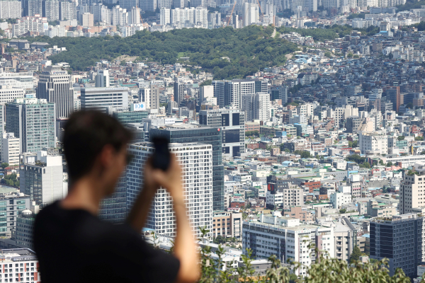 수도권 전셋값이 1년간 6.87% 오르자 내 집 마련 심리가 확산하고 있다. (사진=연합뉴스 제공)