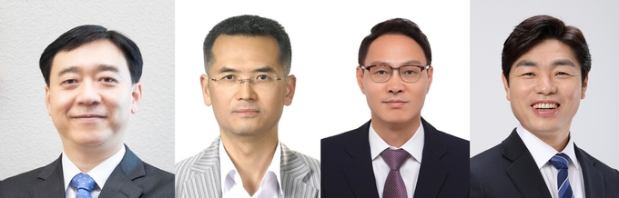 왼쪽부터 경기도 김기병 AI국장, 김원규 이민사회국장, 안상섭 감사위원회 위원장, 장진수 도민권익위원회 위원장. (사진=경기도 제공)