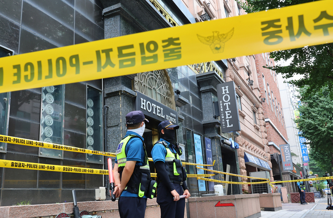  화재가 발생한 부천시 원미구 중동의 한 호텔. (사진=연합뉴스 제공)