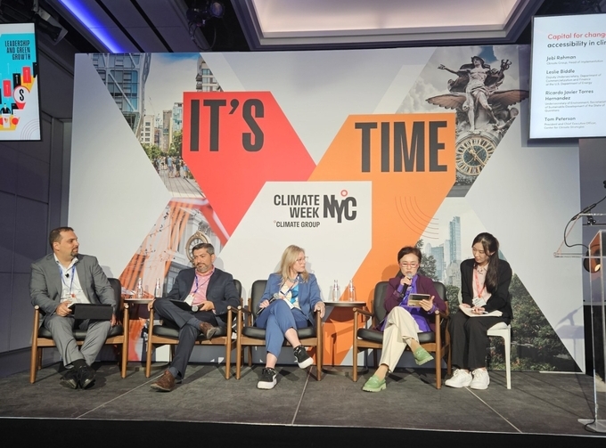 지난 24일 진행된 ‘2024 뉴욕 기후주간(2024 Climate week NYC) 허브 라이브 토론회’에서 강금실 경기도 기후대사가 발언하고 있다. (사진=경기도 제공)