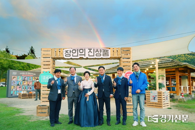 양문석, 이연희 국회의원, 김보라안성시장, 운종군국회의원, 용호성 문체부 제1차관, 부승찬 국회의원. (사진=안성시 제공)