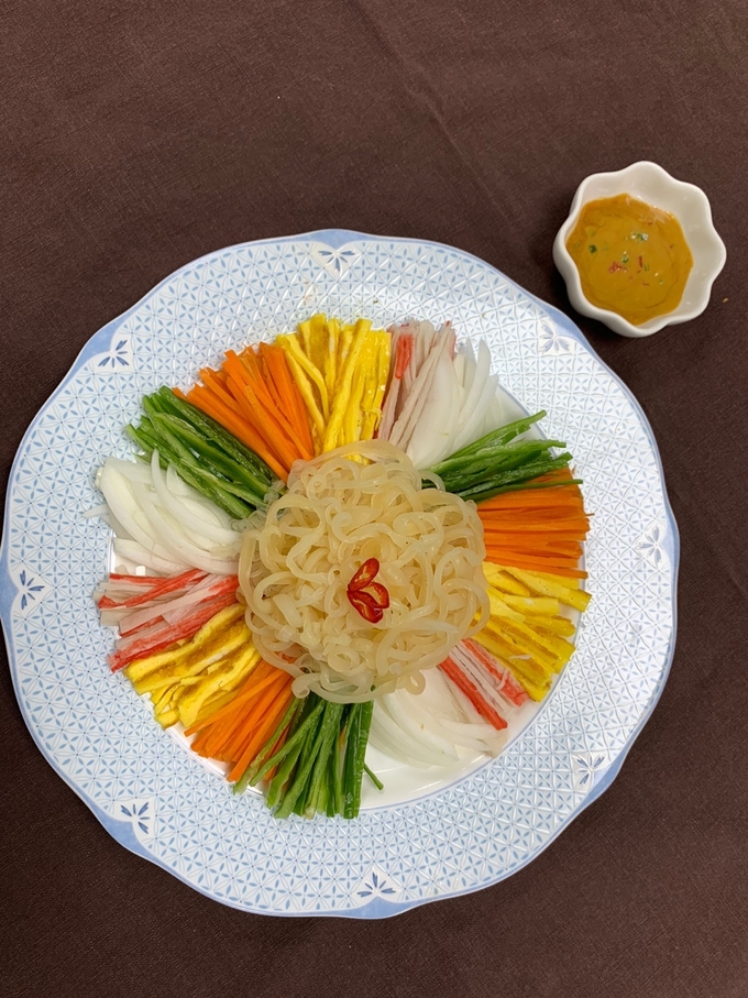 인천시 강화군 교동도 해파리로 만든 냉채. ( 사진 = 정혜윤 안산대학교 겸임교수 제공 )