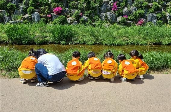 부천시는 10월 가을을 맞아 상동 시민의 강에서 한시적으로 생태프로그램을 운영한다. (사진=부천시 제공)