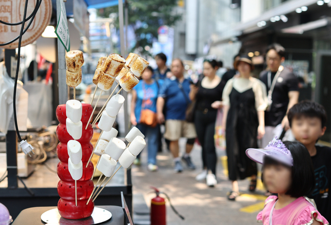 서울 명동 한복판. (사진=연합뉴스 제공)