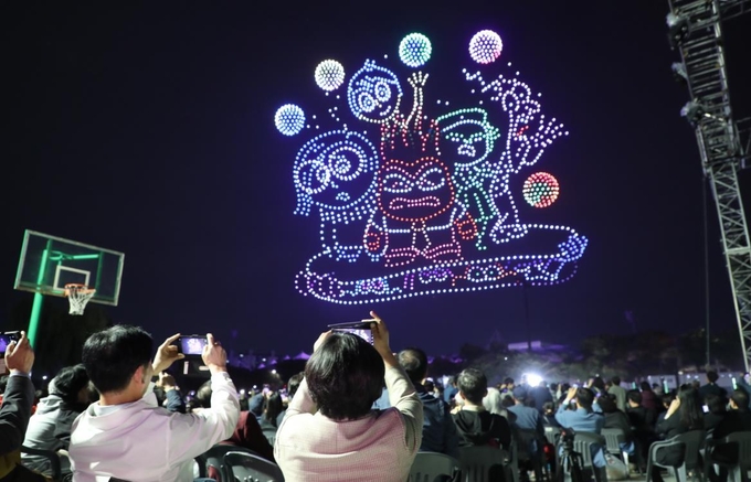 가을밤 시민 5만명을 감동시킨 미래의 빛, 2024년 성남 드론라이트쇼. (사진=성남시 제공)
