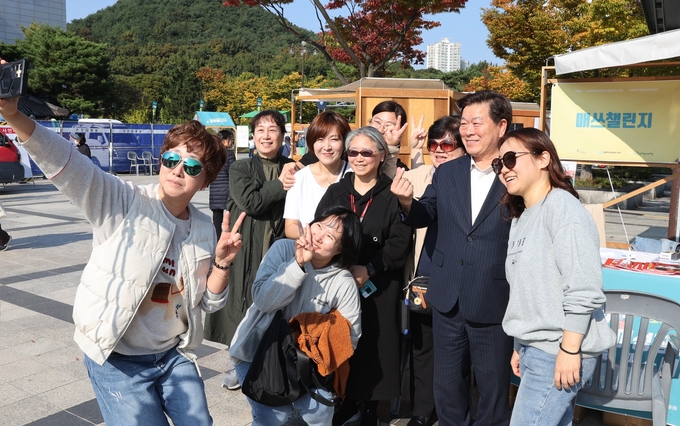 광명시 여성새로일하기센터는 '2024년 제6회 여성창업 디딤돌 페스티벌'을 성황리에 개최했다. (사진=광명시 제공)