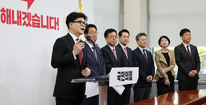한동훈 국민의힘 대표가 30일 오전 국회에서 열린 당 대표 취임 100일 기자회견에서 발언하고 있다. (사진=연합뉴스)