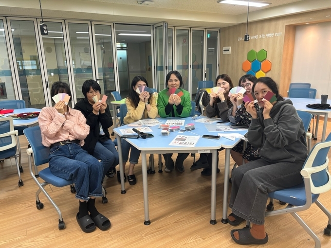 오산 금암초, 교육공동체가 함께하는 ‘나를 찾아서’힐링 연수 개최. (사진=오산 금암초 제공)