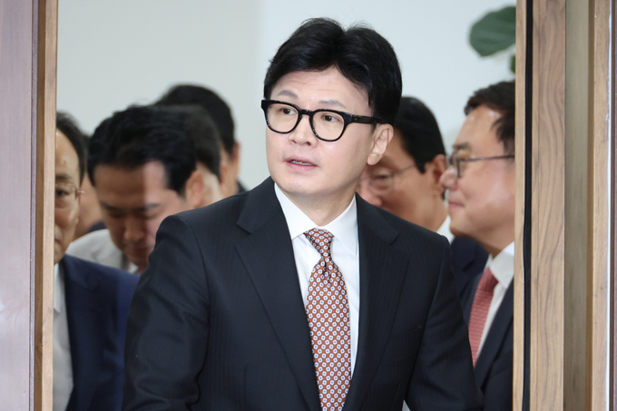 한동훈 국민의힘 대표가 4일 오전 서울 여의도 국회에서 열린 최고위원회의에 참석하고 있다. (사진=연합뉴스)