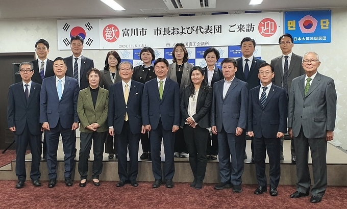 오사카 한국상공회의소 방문 사진. (사진=부천시의회 제공)