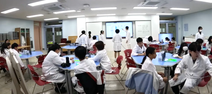 청옥초등학교에서 모델학교 공개 수업이 진행되고 있다. (사진=청옥초등학교 제공)