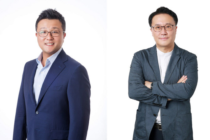 (왼쪽부터) 고준 AK홀딩스 대표이사, 이강용 AK플라자 대표이사. (사진=애경그룹 제공)