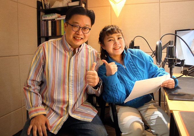  서경덕 성신여대 교수와 방송인 박나래 씨가 독도 홍보 영상 제작에 참여한 모습. (사진=서경덕 성신여대 교수 제공)