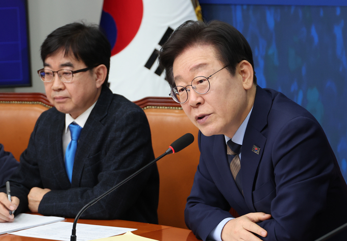 이재명 더불어민주당 대표가 26일 오전 국회에서 열린 민생연석회의 출범식에서 발언하고 있다. (사진=연합뉴스)