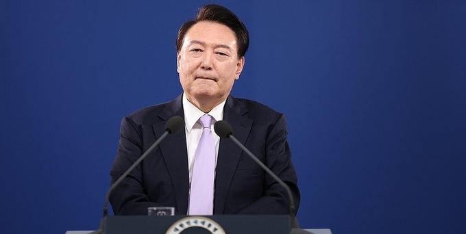 윤석열 대통령은 3일 심야 긴급담화를 통해 비상계엄을 선포했다. (사진=연합뉴스)