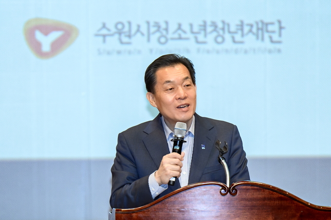 이재준 수원시장이 격려사를 하고 있다. (사진=수원시 제공)