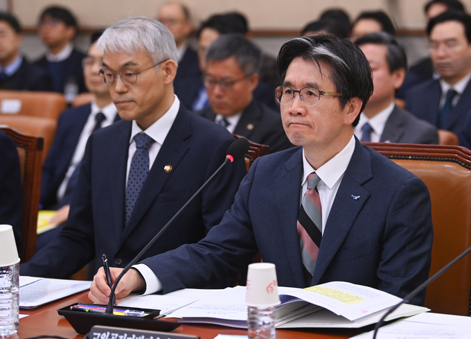 오동운 고위공직자범죄수사처장(오른쪽). (사진=옥지훈 기자)