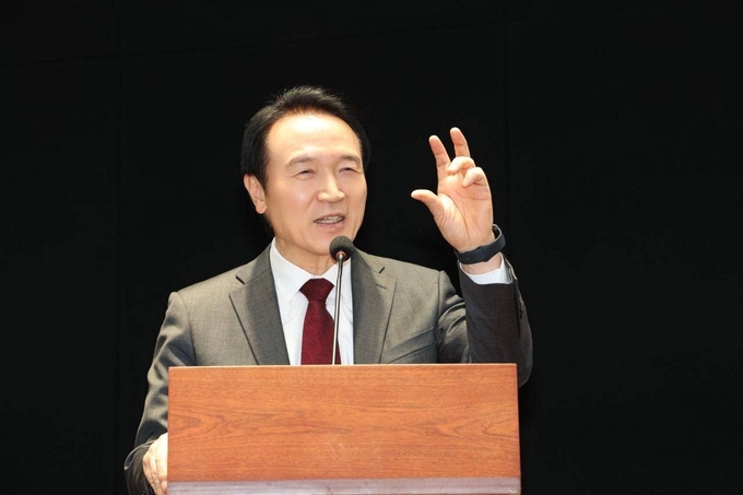 시상식에서 발언하고 있는 임태희 교육감 (사진=경기도교육청 제공)