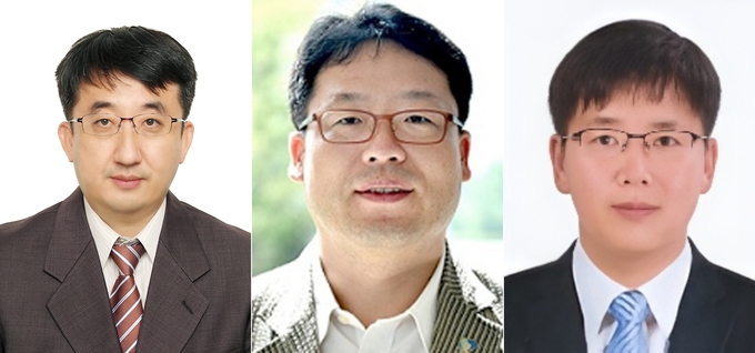 왼쪽부터 김충진 문화체육관광국장, 박찬훈 경제산업본부장, 김은효 관광마이스과장. ( 사진 = 인천시 제공 )