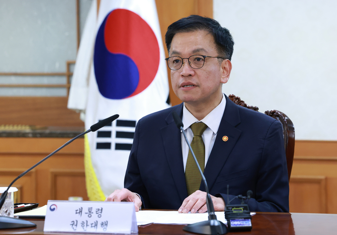 최상목 대통령 권한대행 부총리 겸 기획재정부 장관이 27일 오후 정부서울청사에서 열린 국가안전보장회의(NSC)를 주재하며 발언하고 있다. (사진=연합뉴스)