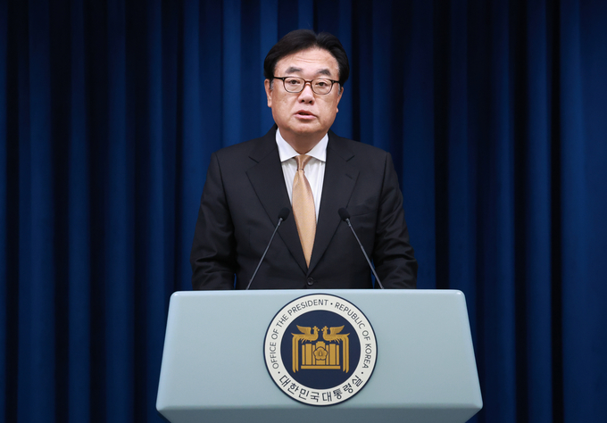 정진석 대통령 비서실장이 지난 5일 서울 용산 대통령실 청사에서 인사 브리핑을 하고 있다. (사진=연합뉴스)