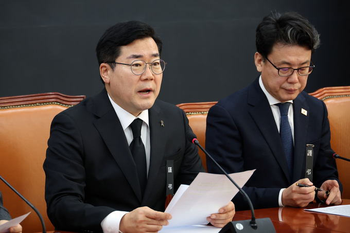 박찬대 더불어민주당 원내대표가 31일 오전 국회에서 열린 원내대책회의에서 발언하고 있다. (사진=연합뉴스)
