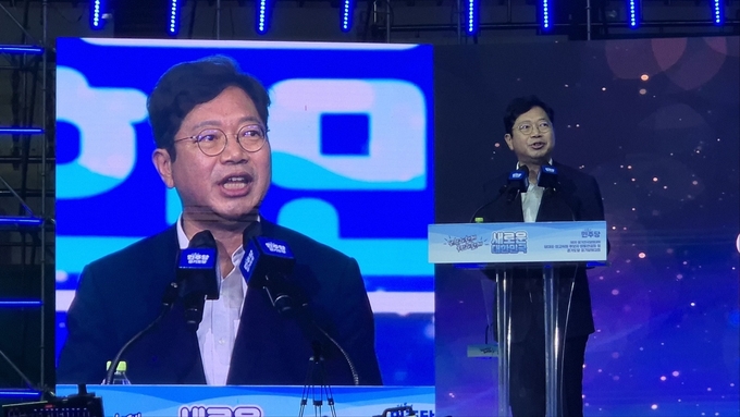 김승원 더불어민주당 신임 경기도당 위원장이 지난해 8월 10일 부천실내체육관에서 열린 경기도당 당원대회에서 도당 위원장 수락연설을 하고 있다. (사진=김한별 기자)