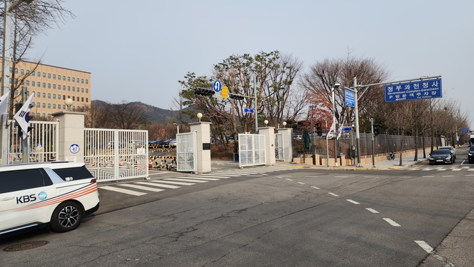  윤석열 대통령 체포영장 재발부 이튿날인 8일 정부과천청사 모습. (사진=박진석 기자)