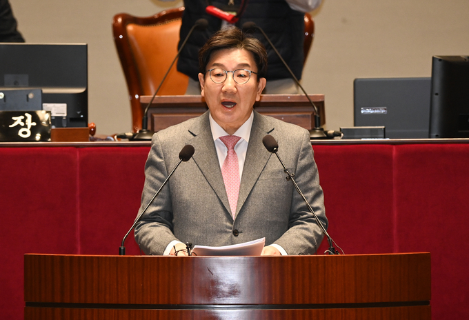 권성동 국민의힘 원내대표가 13일 국회에서 열린 국민의힘 의원총회에 참석해 모두발언 하고 있다. (사진=옥지훈 기자)