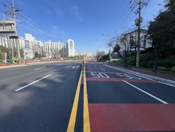 인천 강화군 선원면의 한 도로. ( 사진 = 강화군 제공 )
