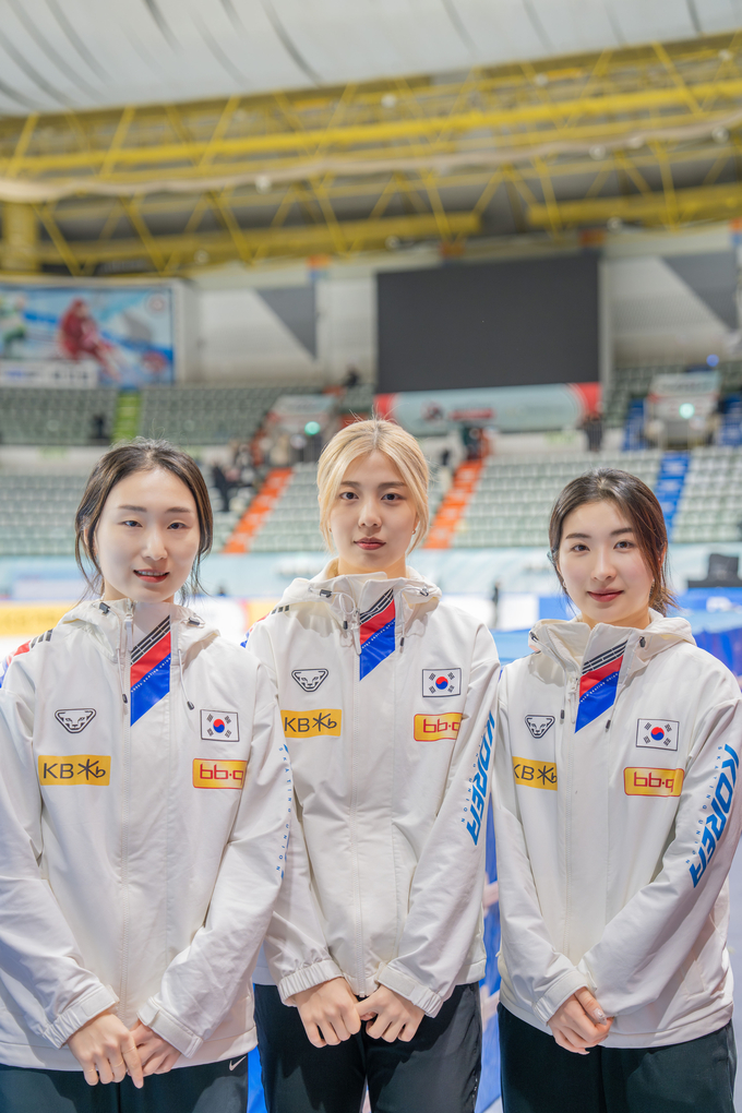 성남시청 소속 빙상팀 최민정, 김건희, 김길리 선수. (사진=성남시 제공)