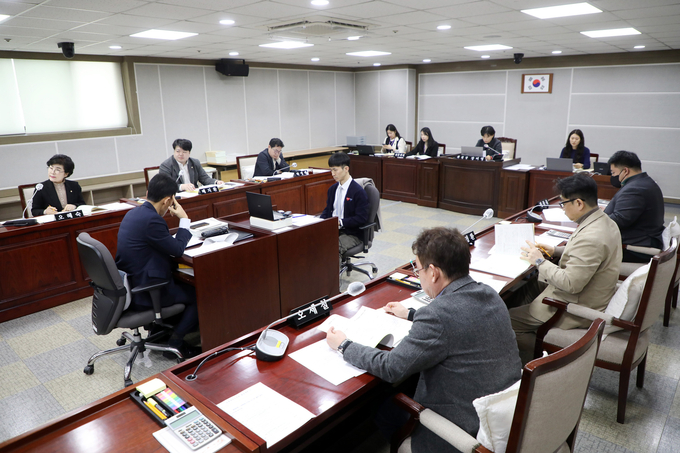 수원시의회 문화체육위원회. (사진=수원시의회 제공)