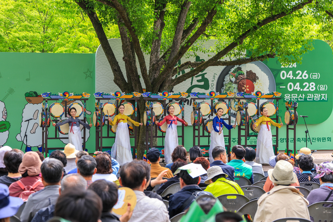 양평군의 대표 축제인 '양평 용문산 산나물축제'가 '2025년 경기대표관광축제'로 선정됐다. (사진=양평군 용문산 산나물축제)<br>