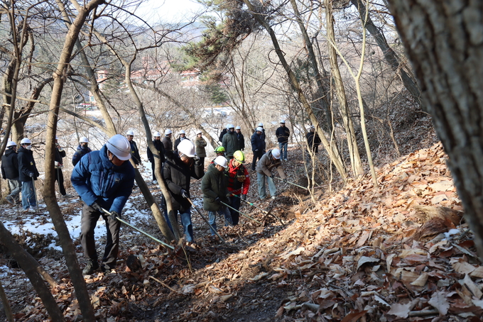 산림청 산림교육원은 지난 5일부터 11일까지 2일간씩, 2회에 걸쳐 전국 산불방지업무 담당자 137명을 대상으로 교육을 실시했다. (사진=산림교육원 제공)