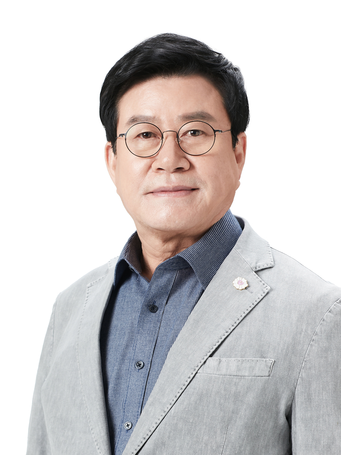 이상복(국힘)제9대 오산시의회 후반기 의장. (사진=오산시 의회 제공)