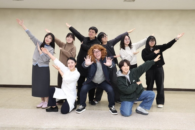 ‘부천시 유튜브 공무원 서포터즈’ 단체 사진. (사진=부천시 제공)