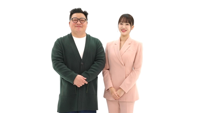 경기도의회 소셜 콘텐츠 ‘의회 온에어’의 진행을 맡게 된 개그맨 윤정수와 아나운서 정새미나. (사진=경기도의회 제공)