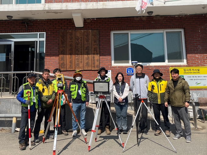남양주시는 지난 31일 2025년 지적재조사사업으로 새롭게 지정된 금남2지구의 원활한 추진을 위해 민관공 합동 간담회를 개최했다. (사진=남양주시 제공)