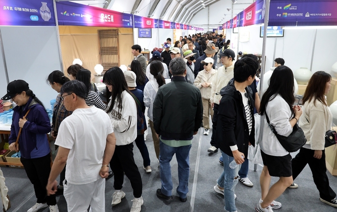 여주도자기축제가 역대급 흥행을 이어가고 있다. (사진=여주시 제공)