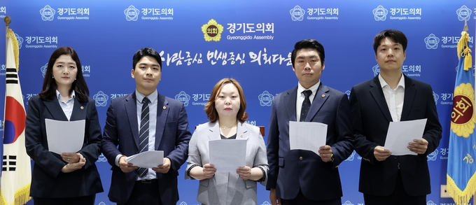 경기도의회 더불어민주당 대변인단. (사진=경기도의회 제공)
