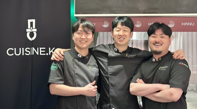 '팀 퀴진케이' 영셰프들(사진 왼쪽부터 이경원 셰프, 천동민 셰프, 이수능 셰프). (사진=CJ제일제당 제공)
