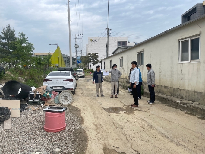 오남읍이 기록적인 폭우로 인한 피해 지역의 정확한 상황 파악을 위해 긴급 재난 피해 조사를 했다. (사진=남양주시 제공)
