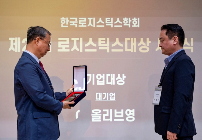CJ올리브영, 물류 대상 2관왕…K뷰티 물류 경쟁력 인정