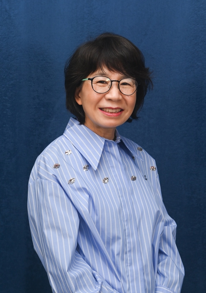 최인숙 경기신문 논설주간·파리 시앙스포 정치학박사