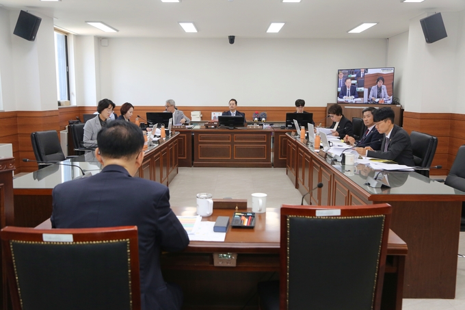 조요한 남양주문화재단 대표이사 후보자 제2차 인사청문위원회 모습. (사진=남양주시의회 제공)
