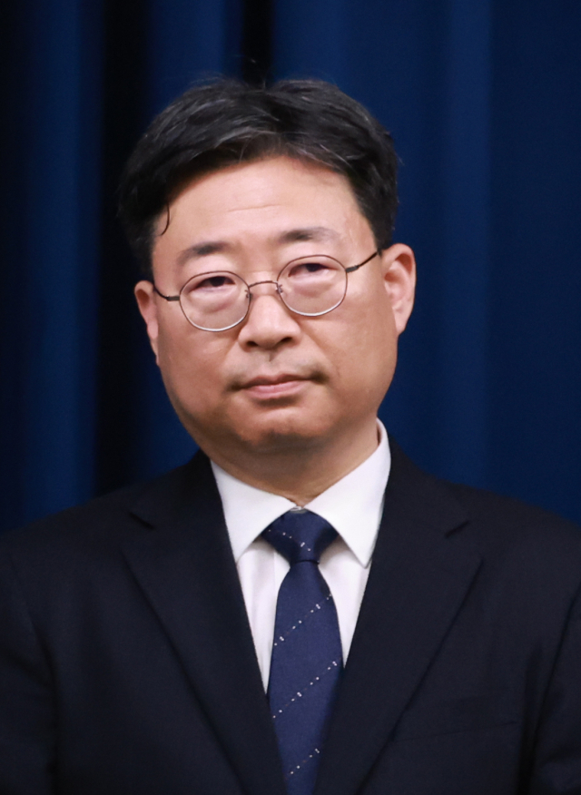 지난 6일 강훈식 대통령 비서실장의 대통령실 1차 인선 브리핑을 통해 대통령실 경제성장수석에 임명된 하준경 한양대 교수. (사진=연합뉴스)