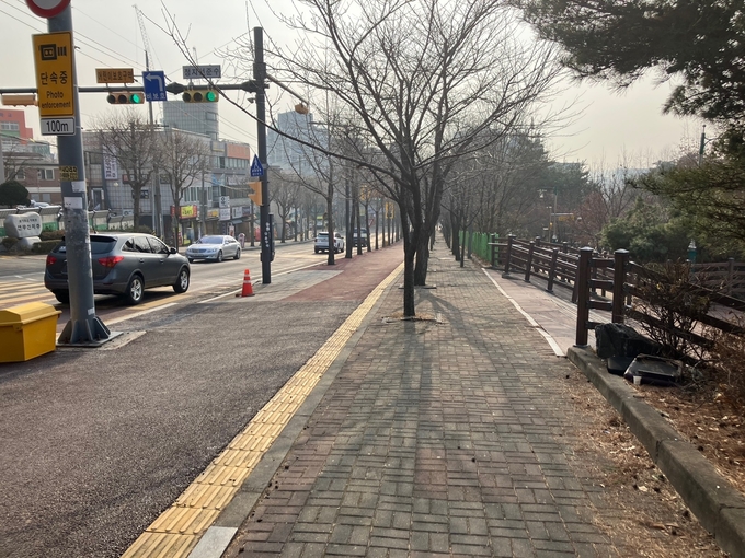 확장 공사가 진행될 광교산로 교통 혼잡구간. (사진=수원시 제공)