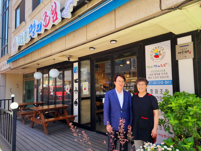 시흥시는 관내 모범 소상공인의 경쟁력 강화와 상권 활성화를 위해 ‘시흥맞춤 명품점포 지원사업’을 추진해 올해 25개소의 명품점포를 선정했다. (사진=시흥시 제공)