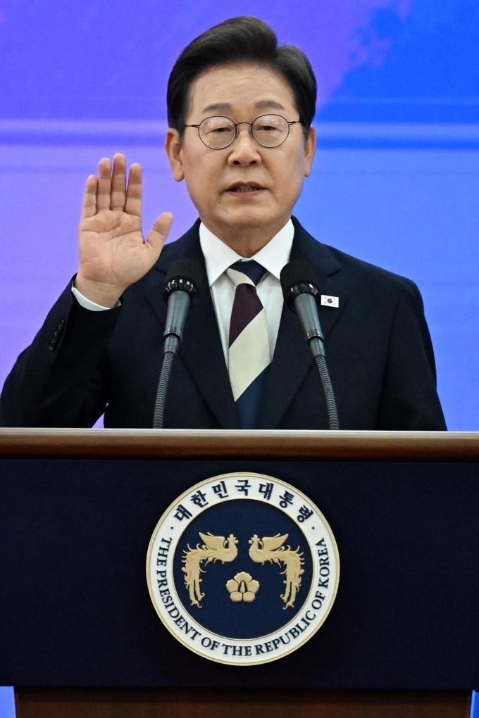 이재명 대통령이 지난 4일 서울 국회 로텐더홀에서 제21대 대통령 취임선서를 하고 있다. (사진=옥지훈 기자)